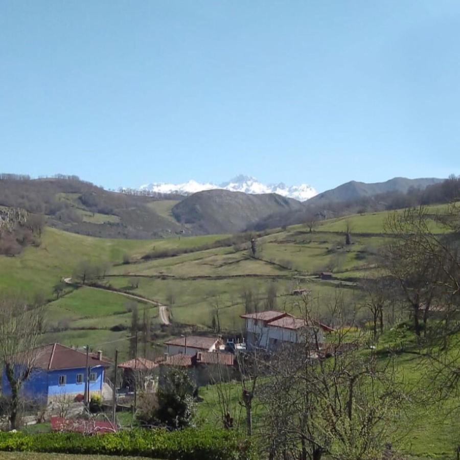 Los Balcones De Nieda Onís Екстериор снимка